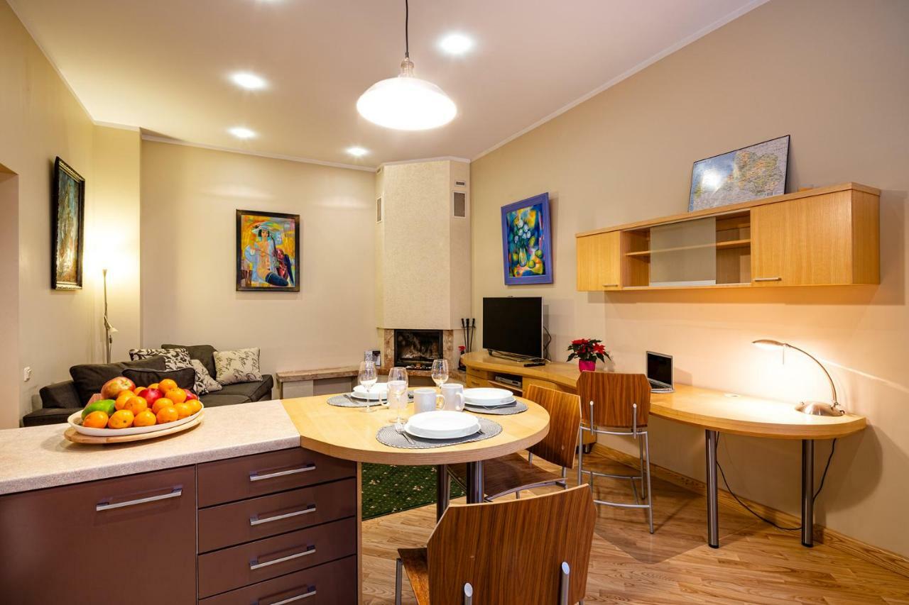 Kalnina Quiet Apartment In City Center 리가 외부 사진
