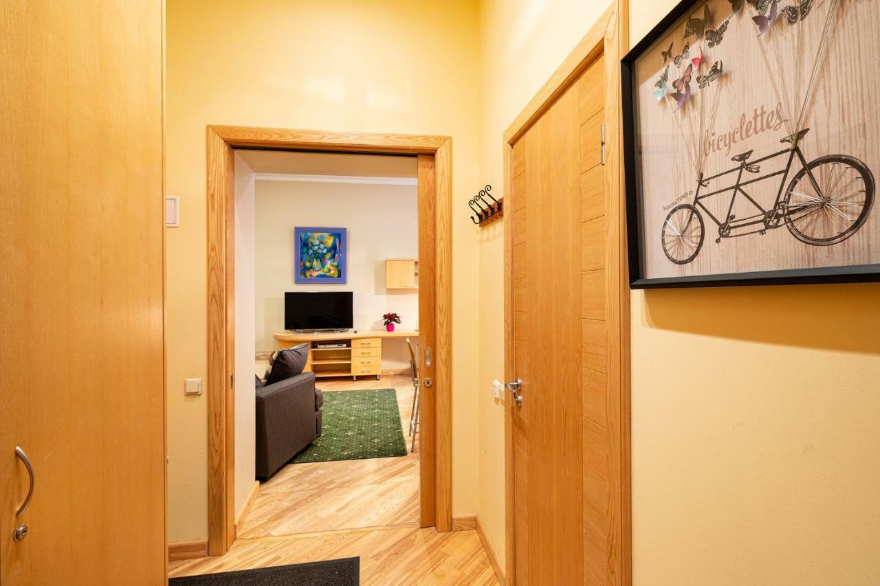 Kalnina Quiet Apartment In City Center 리가 외부 사진